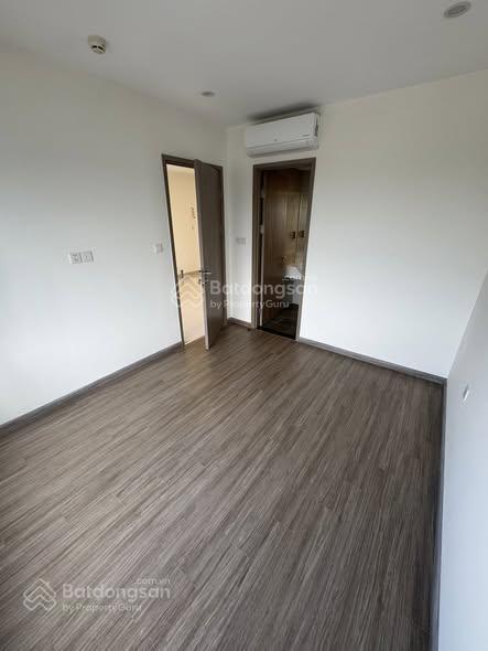 Bán căn 2pn sẵn sổ 59m2  giá 3,290 tỷ  giá tốt nhất hiện tại phân khu beverly solari vhgp