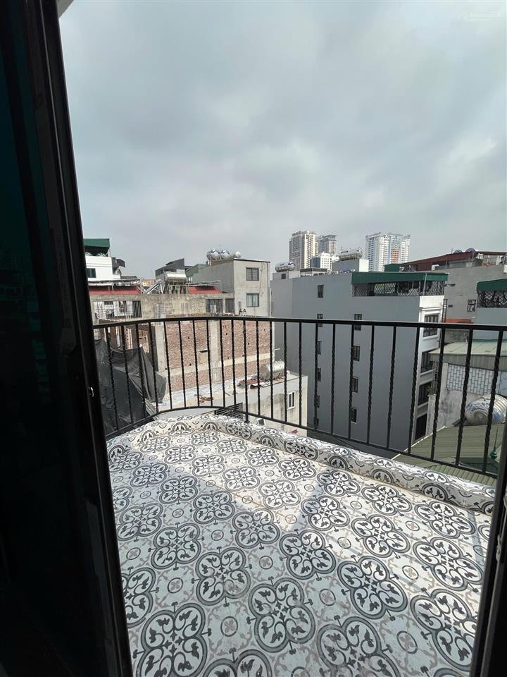 Căn hộ mới tinh ngay sát landmark 72  đủ đồ, ô tô đỗ cửa