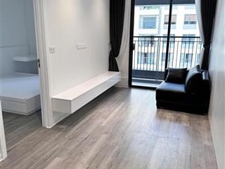 Bán căn 2 ngủ tầng cao full đồ giá 5.6 tỷ ở chung cư berriver long biên