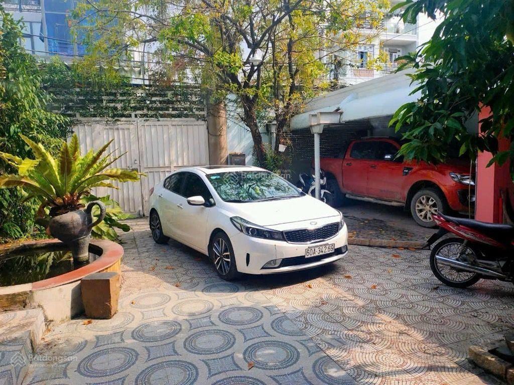 Nhà bán mặt tiền thạnh lộc 16, p. an phú đông.
10x30m  nhà biệt thự 3tầng 10pn. giá nhỉnh 20 tỷ tl