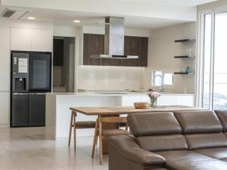 Siêu phẩm căn hộ dt lớn 2022m2, 4pn, thang máy riêng full nội thất, bao thuế phí tại zeit river