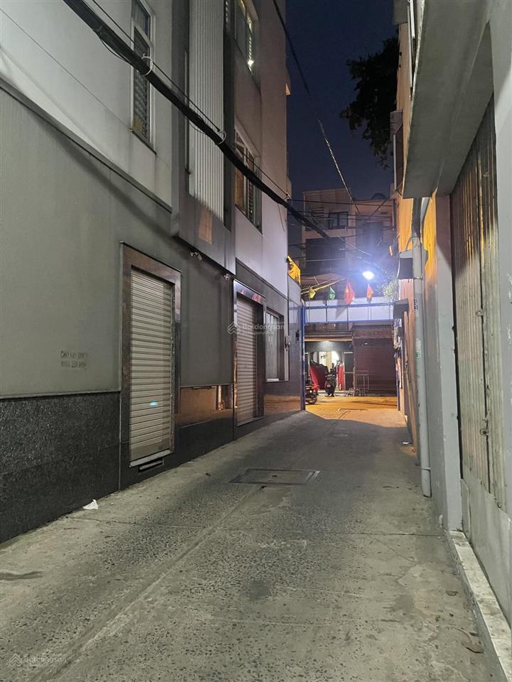 Lô góc 2 mặt thoáng  hẻm 3m thông  nhà mới  sổ vuông, hoàn công đủ chỉ nhỉnh 4 tỷ