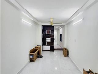 Âu cơ  hxh 8m xe tải tránh  nhà 3 tầng 4pn  căn góc 3 mặt thoáng  chỉ 5.8 tỷ
