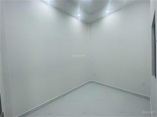 Nhà mới đẹp 1 trệt 1 lầu, 2pn 2wc, gần mặt tiền phú thọ hòa, hoàn công đủ, 3,83 tỷ thương lượng