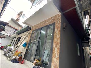 Trung tâm q10  nhà 2 lầu mới đẹp, 2 mặt tiền thoáng, ngay cv thỏ trắng, chỉ 2.7 tỷ