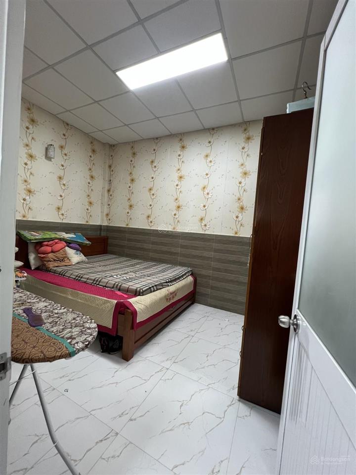 Nhà mới phú thọ hòa 56m², 2 tầng đẹp, hxh thông, sát mặt tiền, ở ngay, chỉ 6.5 tỷ