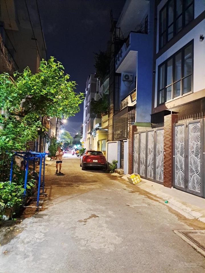 Tân phú  nhà mới 2 tầng 44m2, 1 sẹc văn cao, hẻm thoáng, xe hơi đỗ cửa, 5.35 tỷ
