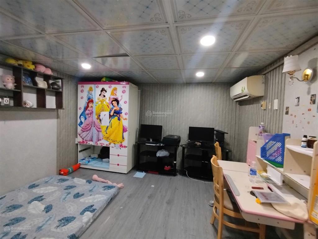 Giảm sốc 200 triệu! nhà sát aeon tân phú, cách mt 15m, 4x18m, 1t1l, 3pn, chỉ 5.7 tỷ