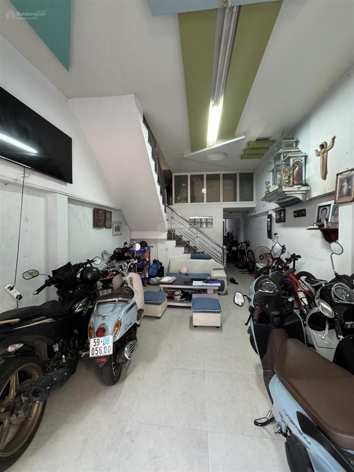 Giảm 350 triệu! nhà 3 tầng 64m² trịnh đình trọng, hẻm 4m, sổ chuẩn, chỉ 6 tỷ cực hiếm