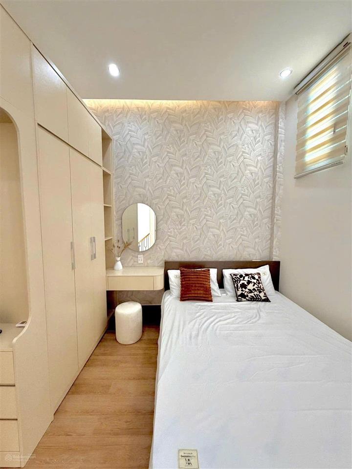 Tân bình  ni sư huỳnh liên, nhà mới đẹp full nội thất xe hơi tránh cửa, chỉ nhỉnh 6.39 tỷ