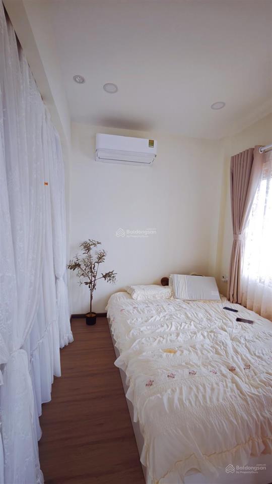 Góc 2 mặt tiền hẻm xe hơi âu cơ tân bình, nhà mới như homestay, 4 x 15.5m, 2pn, 8.5 tỷ