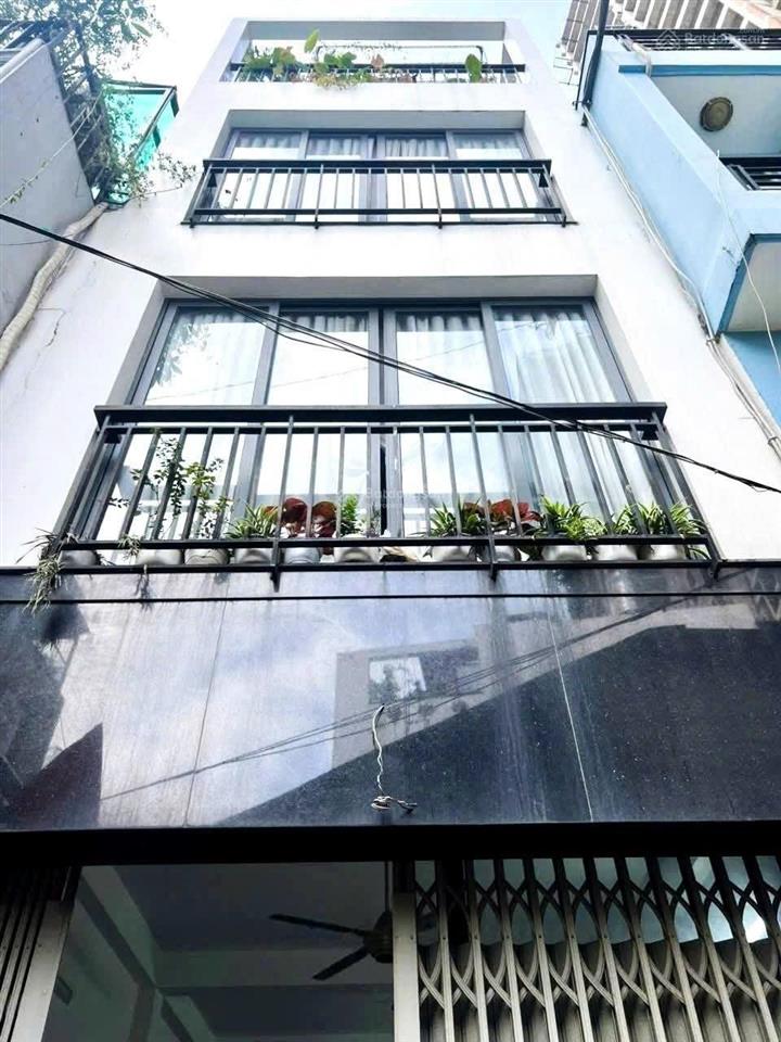 Giảm 1,5 tỷ đề thám q1 nhà 4 tầng 31m2 3pn sổ vuông a4 chỉ 7,5 tỷ