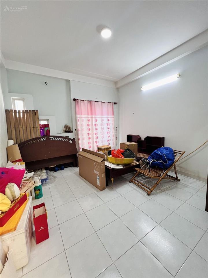 Tân phú  nguyễn suý  hẻm nhựa 7m thông  ô tô vào nhà  84m  3 tầng btct  8.9 tỷ tl