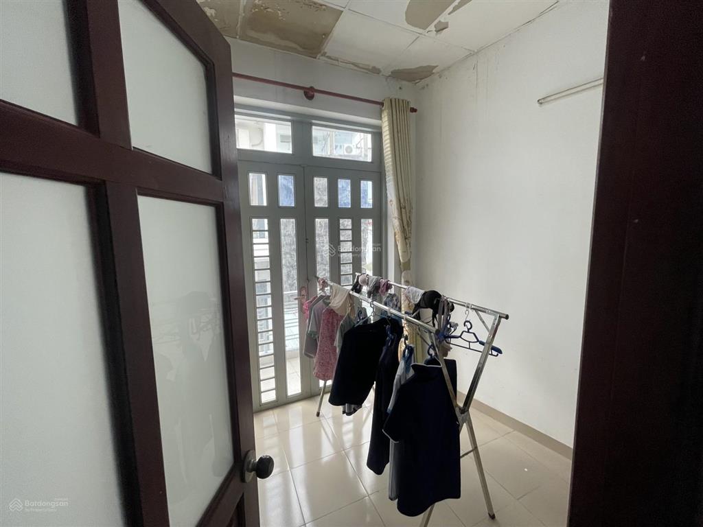 Nhà đẹp phú thọ hòa, 4pn, 3wc, ngang 4.45m nở hậu, gần chợ vải, chỉ 5.95 tỷ!