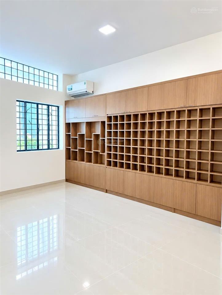 Mặt tiền bàu cát, tân bình, 71m2, 2 tầng, thuê 18tr/th, giá sốc chủ chào 13,5 tỷ!