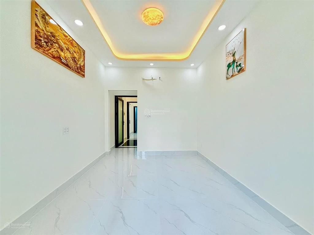 Tân phú, hẻm ô tô 3 căn ra mặt tiền, 42m2, 2 tầng 3pn, nhà mới đẹp, giảm 400tr còn 4.999 tỷ
