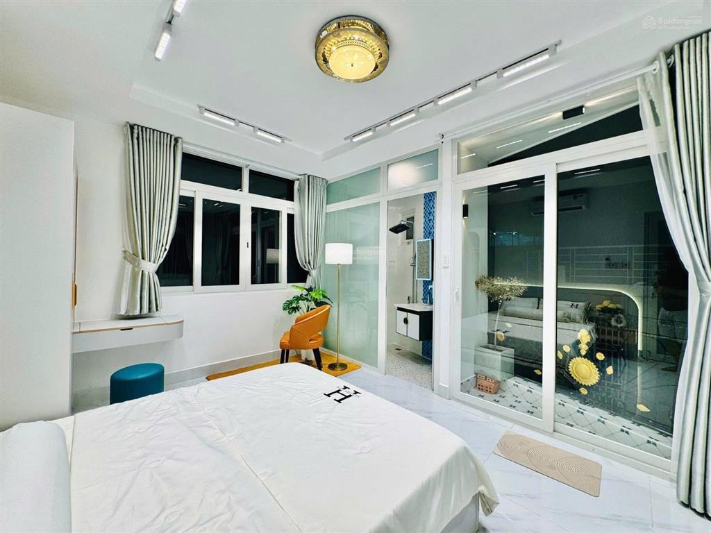 Hxh giáp q1  khu vip phan xích long  5 tầng, 5x15m  cam kết chuẩn 100%