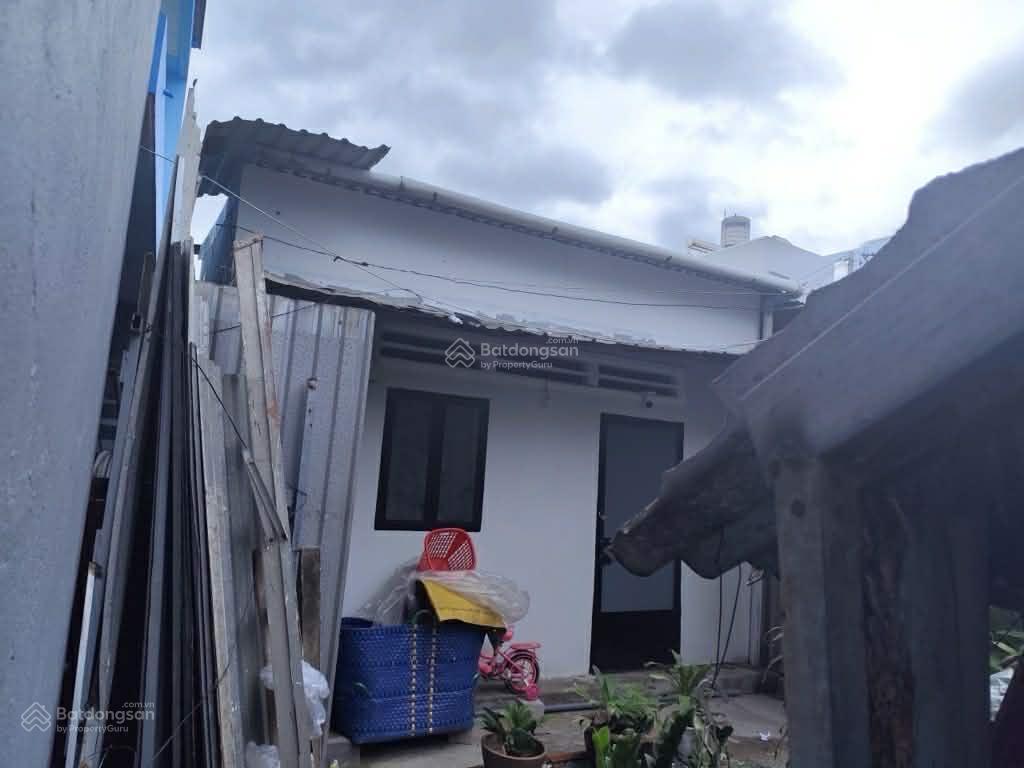 Nhà diện tích khủng  gần hxh  phù hợp khách mua ở hoặc xây chdv