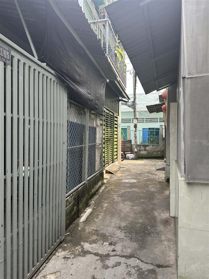 Nhà diện tích khủng  gần hxh  phù hợp khách mua ở hoặc xây chdv