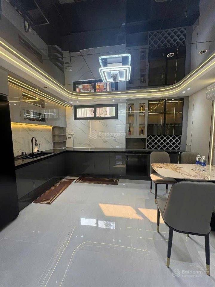 Nhà đẹp, 5 tầng btct, full nội thất, ngay lotte mart, cityland nguyễn văn lượng và phan văn trị.