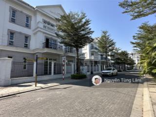 Biệt thự nhà vườn nguyền văn cừ  gara  sân vườn  lối xuống cầu trần hưng đạo