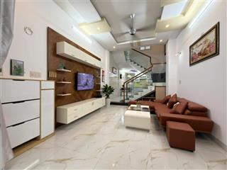 Tôi chính chủ cần bán nhà 4 tầng kiệt 408 trưng nữ vương, bình thuận, hải châu