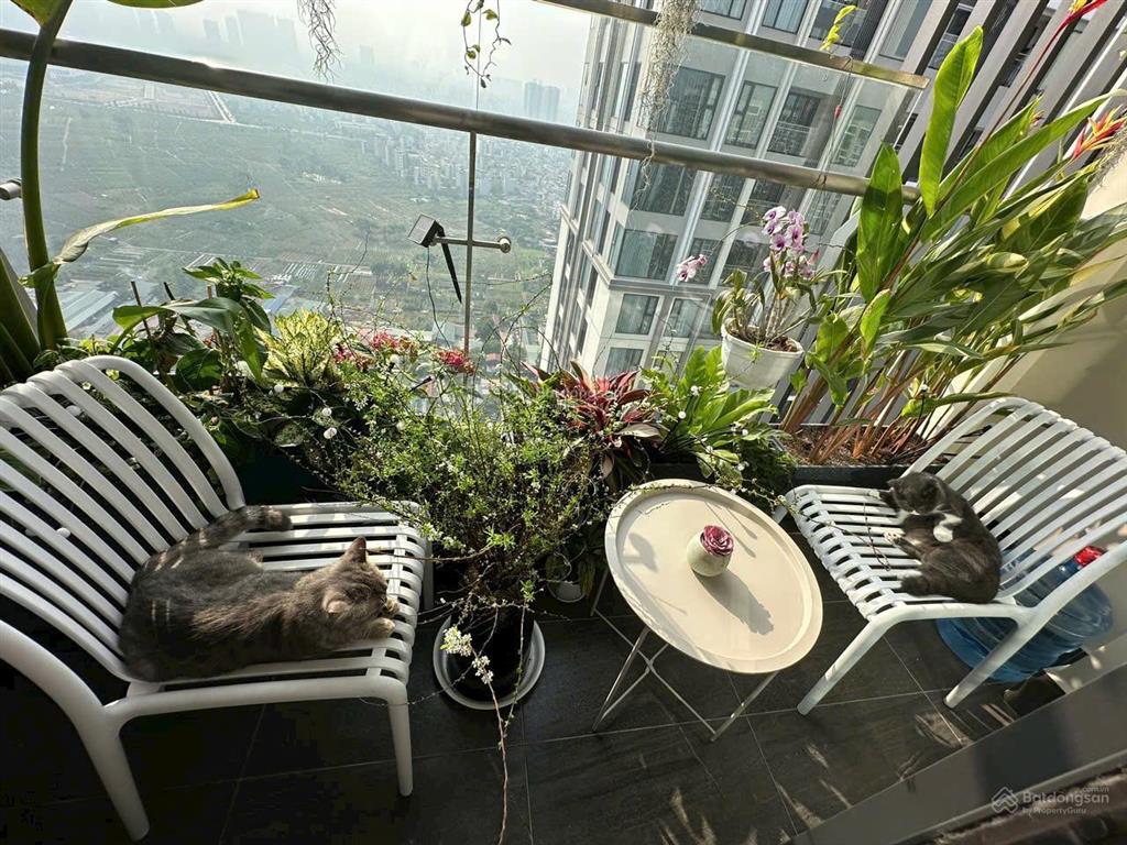 Chính chủ cần bán nhanh căn 2n+ 63m2 sẵn sổ siêu vip nội thất sang trọng tại masteri west heights