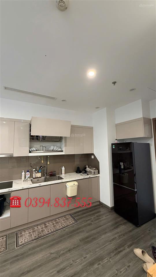 Độc quyền bán căn góc 2ngủ 2wc, 61m2 hàng hiếm hướng đông nam, view bể bơi ,tầng đẹp tonkin2