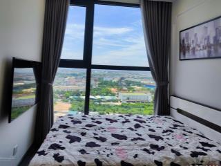 Độc quyền bán căn studio 25m² tầng trung đẹp, view thoáng sẵn sổ, full đồ toà tk1. giá 2,7 bao phí