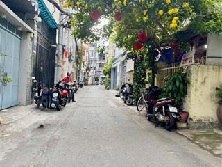 Giáp q10nhà 3 tầng92m2hxh4,8x18nở hậugiá hơn 10tỷ