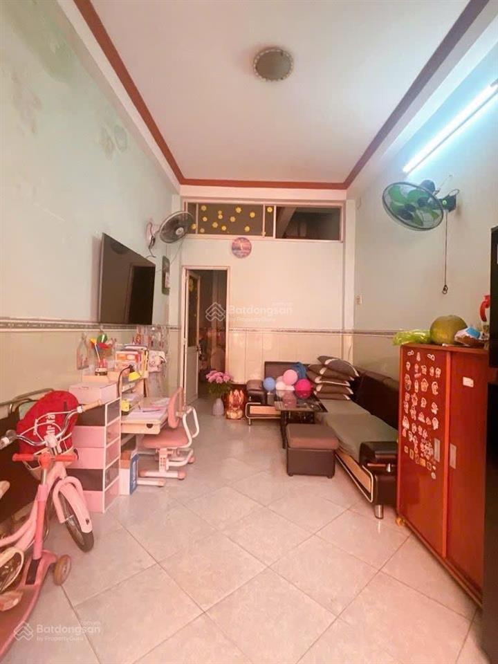 Hẻm xe hơi  51.8m2  giáp tân bình  nhà 2 tầng  nhỉnh 4 tỷ