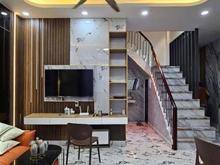 Ngay vòng xoay lê đại hành, 39m2, nhà 2 tầng, sát hxh, nhỉnh 4ty