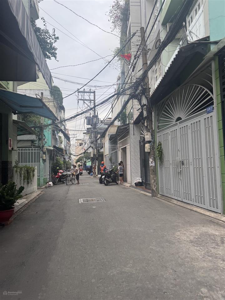 Tân bình  6,5x10m  hxh  nhà 2 tầng  xây 4 tấm  giá nhỉnh 5 tỷ