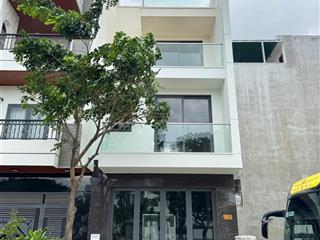 Bán nhà xây sẵn vcn phước long 2  sản phẩm hiếm trong khu đô thị