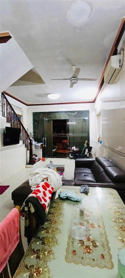 Chính chủ cần bán nhà liền kề trung văn. 50m2, 5pn, kd, oto tránh. giá 13 tỷ.