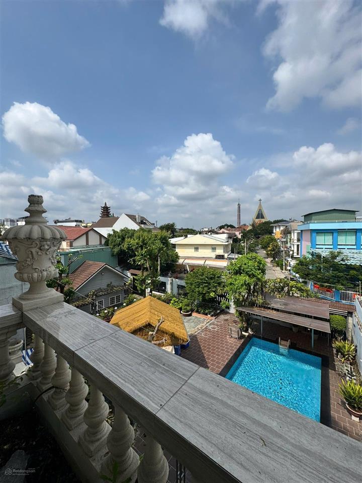 Bán biệt thự cổ điển, 6 tầng, đường số 7, phường an lạc, tphcm.