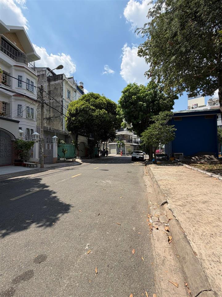 Bán nhà khu nội bộ tên lửa, bình tân, 80m2, kế công viên.