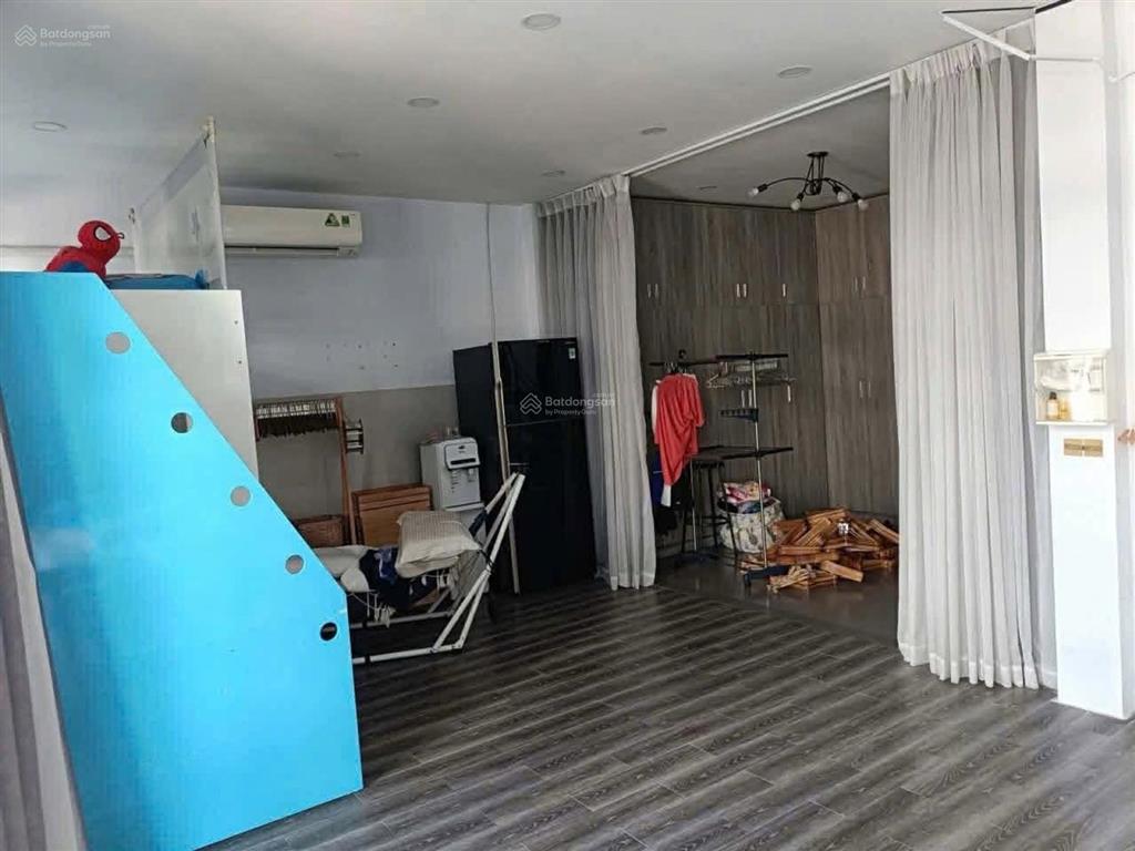 Mặt tiền kinh doanh lê văn quới, bình tân, ngang 8.2m, 3 tầng btct.