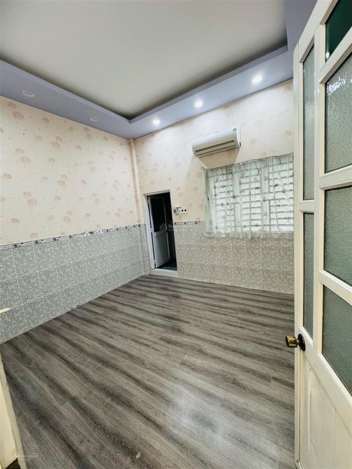 Bán nhà đường số 6 ngay chợ da sà bình tân  72m22