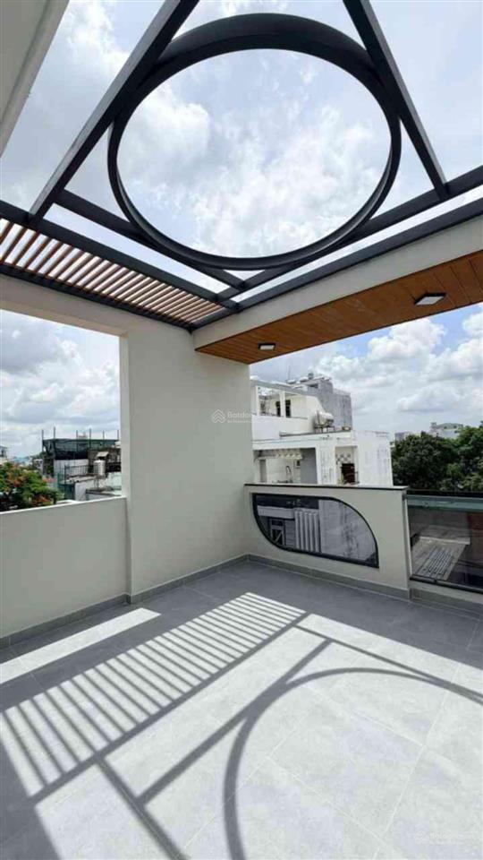 Bán nhà ngay ngã tư tỉnh lộ 10 và tên lửa, bình tân, 80m2, thang máy.