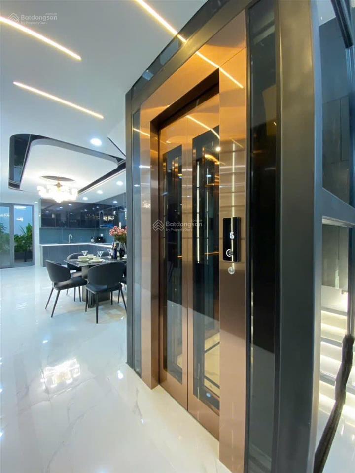 Nhà tân hòa đôngbình tângiáp tân phúq685m²thang máy.