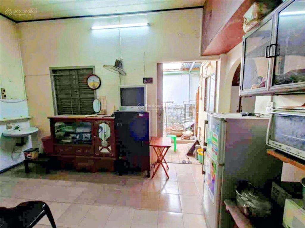 Nhà cũ 9 chủ lâu đời  nhiêu tứ  phú nhuận  5,4*18m  88m2  sát coopmart, ngõ hxh  chỉ 9,8 tỷ