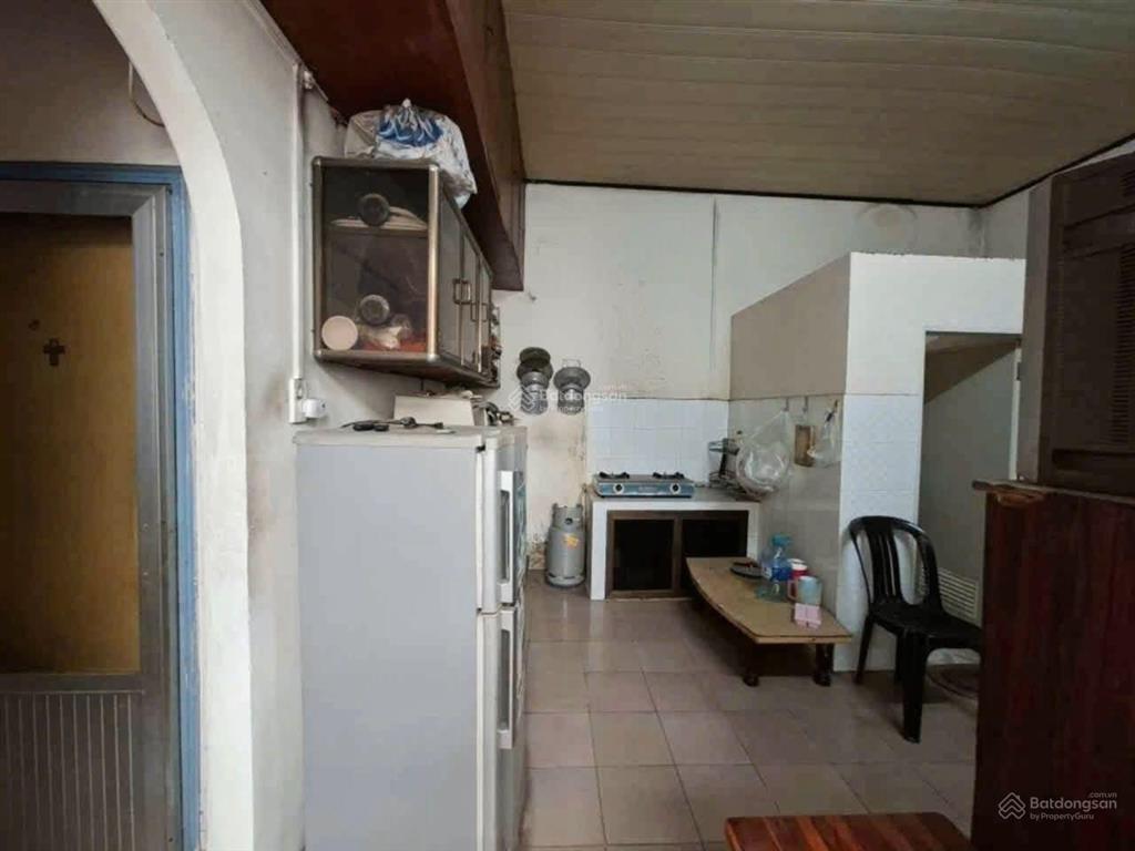 Nhà cũ 9 chủ lâu đời  nhiêu tứ  phú nhuận  5,4*18m  88m2  sát coopmart, ngõ hxh  chỉ 9,8 tỷ