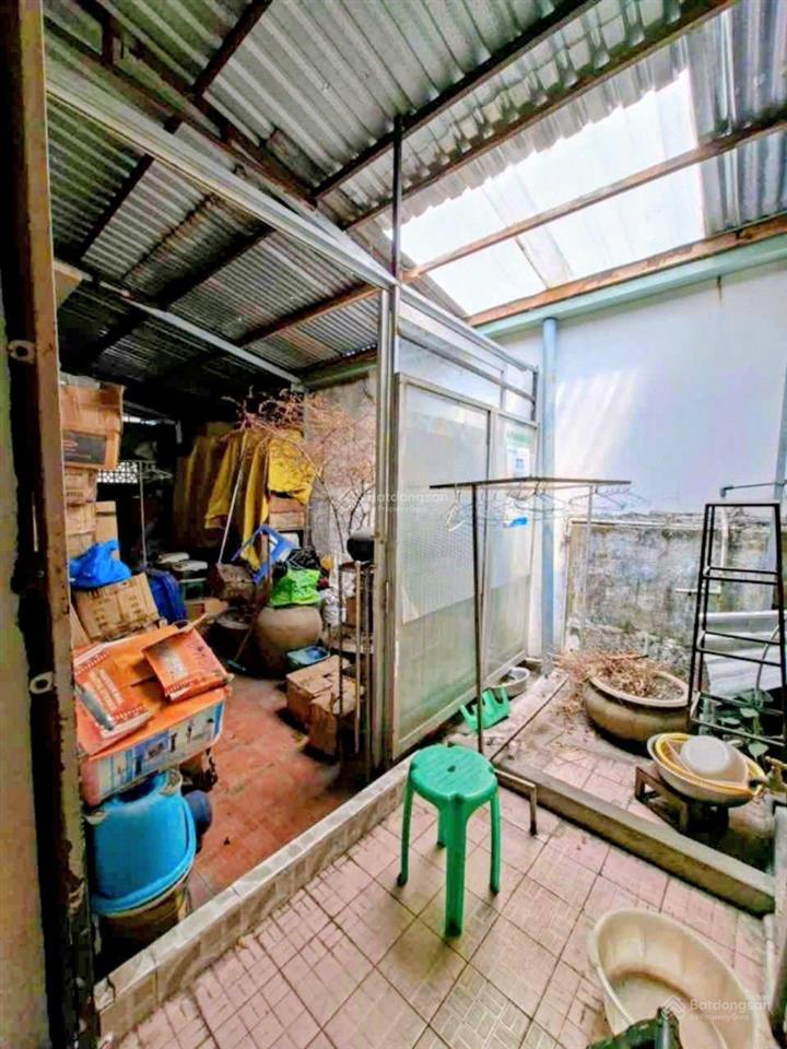 Nhà cũ 9 chủ lâu đời  nhiêu tứ  phú nhuận  5,4*18m  88m2  sát coopmart, ngõ hxh  chỉ 9,8 tỷ