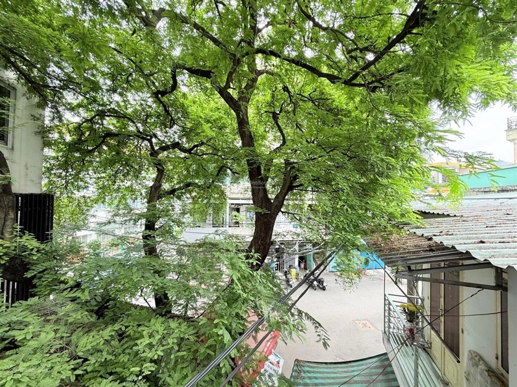Bất ngờ! 4,35tỷ hxh tránh, đỗ cửa nhà nhỏ, vị trí đẹp không tưởng, nguyễn văn đậu, tiện ích đủ đầy