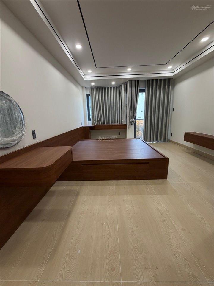 Hxh thông nguyễn văn đậu p. gia định  sát mặt tiền  5 tầng btct  3pn  4wc, nội thất, 10,8 tỷ