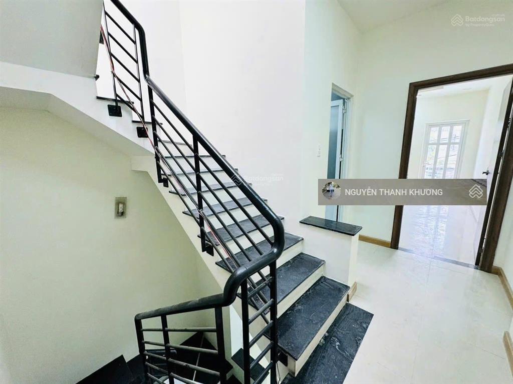 Cho thuê nhà mặt tiền đường số 5  lê đức thọ thông nguyễn oanh  p17  gò vấp  trệt trống suốt