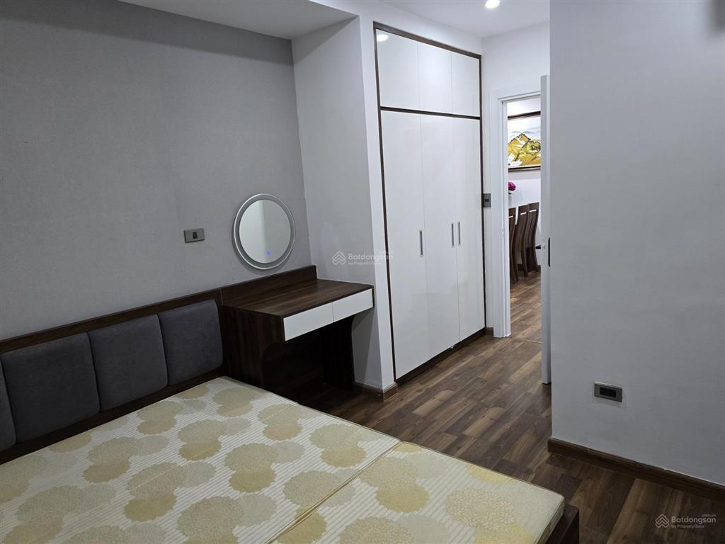 Bán căn góc 3pn tầng trung tòa r3 goldmark