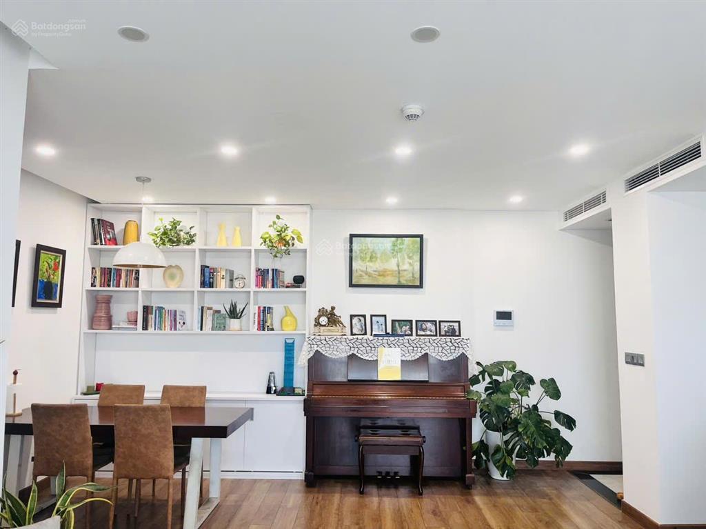 6th element xuân la  căn 2pn 82.6m²  view starlake thoáng vĩnh viễn  giá nhỉnh 11 tỷ