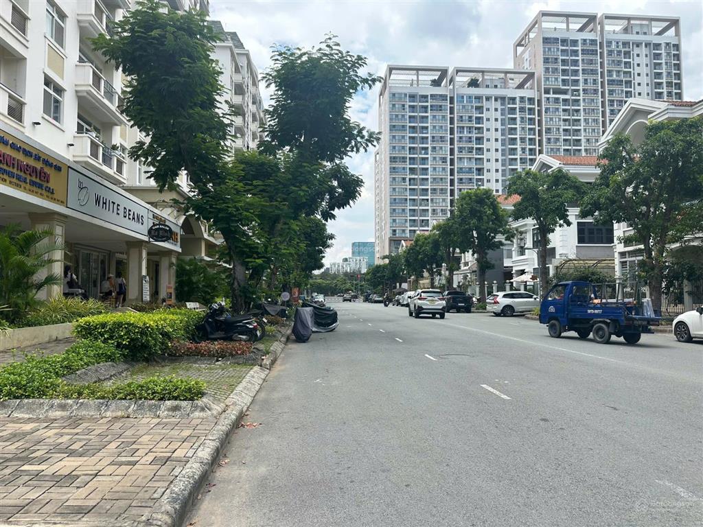 Bán shop 32 đường c, cảnh viên 2, 111m2 giá 25 tỷ phú mỹ hưng quận 7